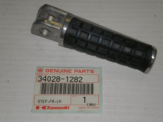 KAWASAKI ZX-7 ZX750 Front L/H Driver Footrest 34028-1282