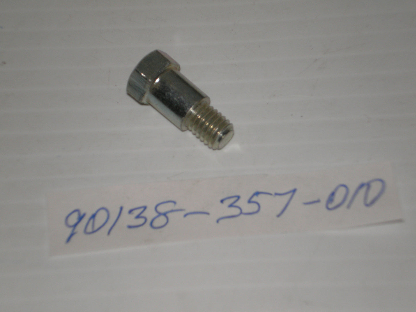 HONDA CR125 CR250 CRF50 QR50 XR50 Fuel Tank Bolt 90138-357-010
