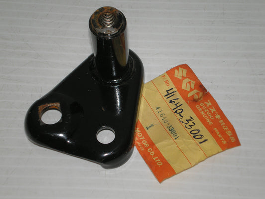 SUZUKI GT380 GT550 GT750 Turn Signal Mounting Bracket 41640-33001