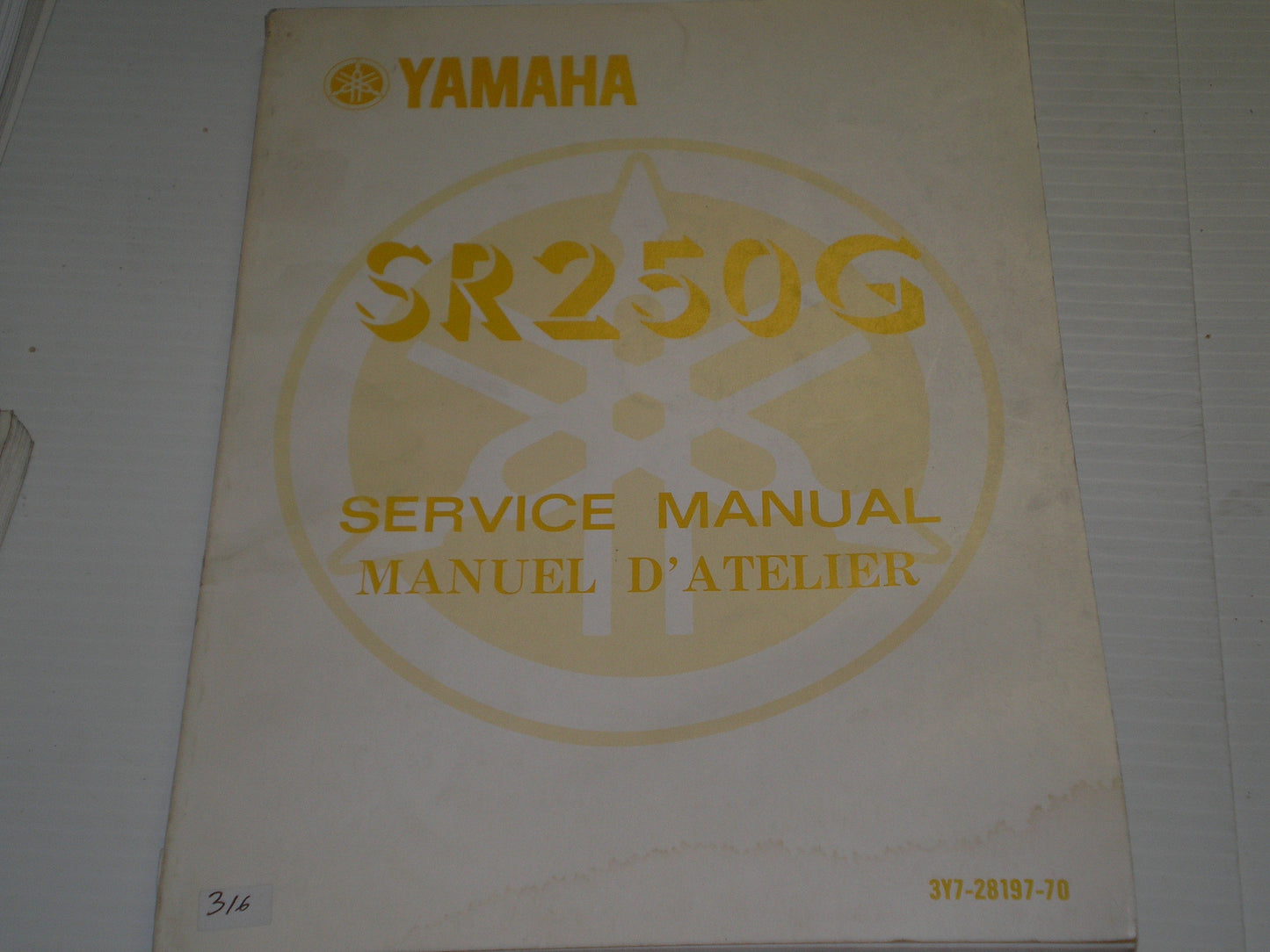 YAMAHA SR250G  SR250 G 1980  Service Manual  3Y7-28197-70 #315