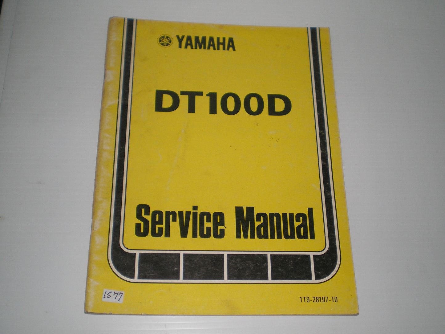 YAMAHA DT100 D 1977 Service Manual 1T9-28197-10 LIT-11616-00-36 #1577