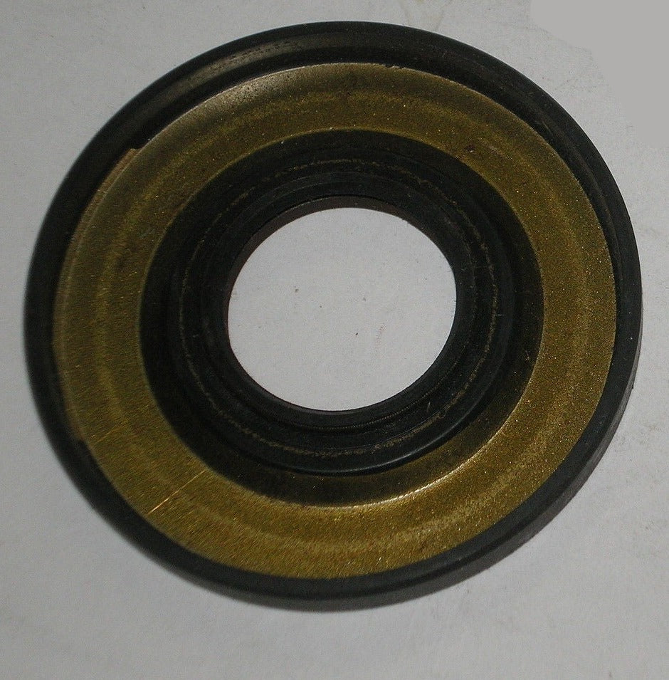 YAMAHA SRX440 VMX540 Snowmobile Pump Drive Oil Seal 93103-25133