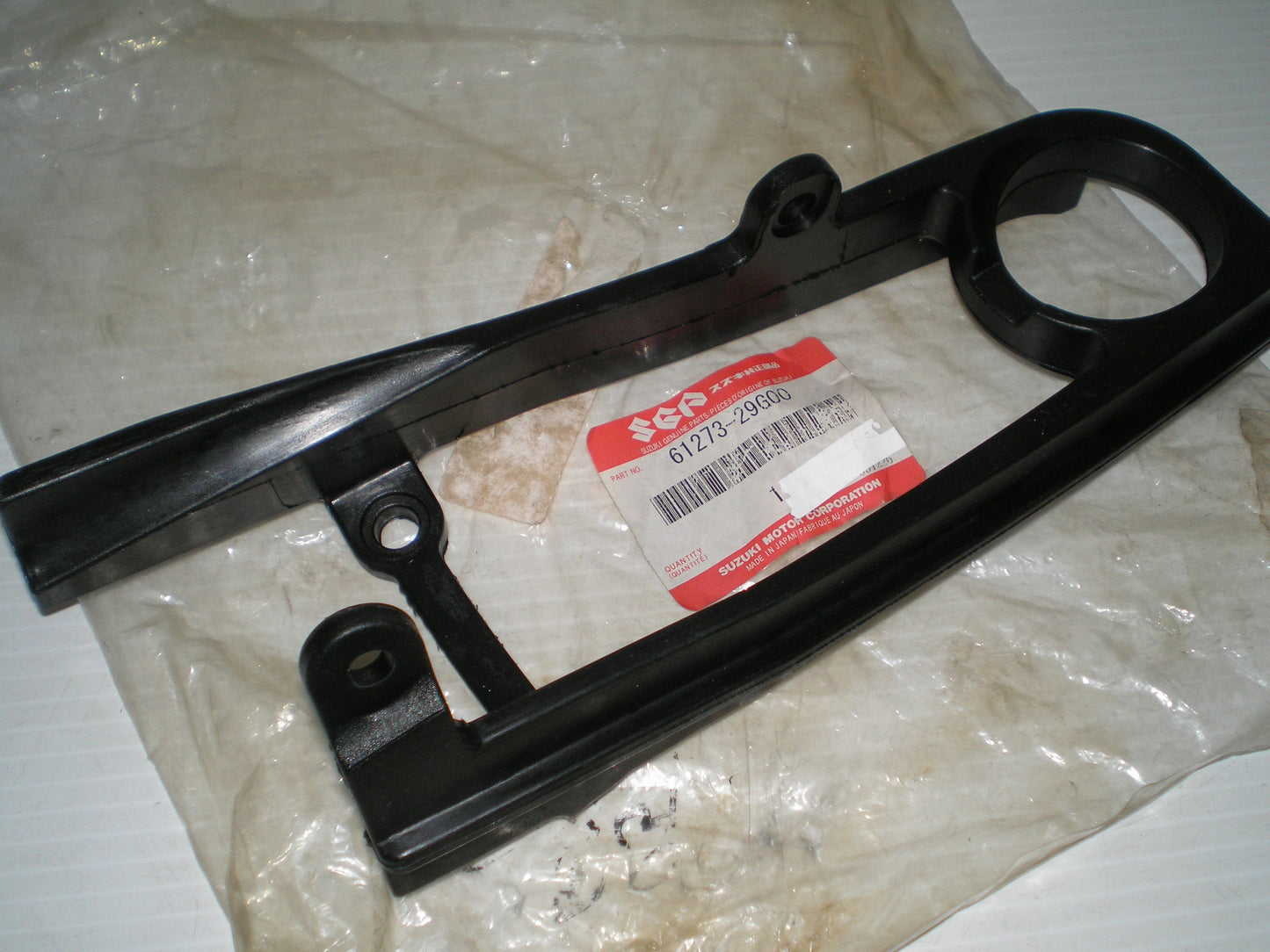 SUZUKI GSX-R600 GSX-R750 Chain Touch Deflector Buffer 61273-29G00