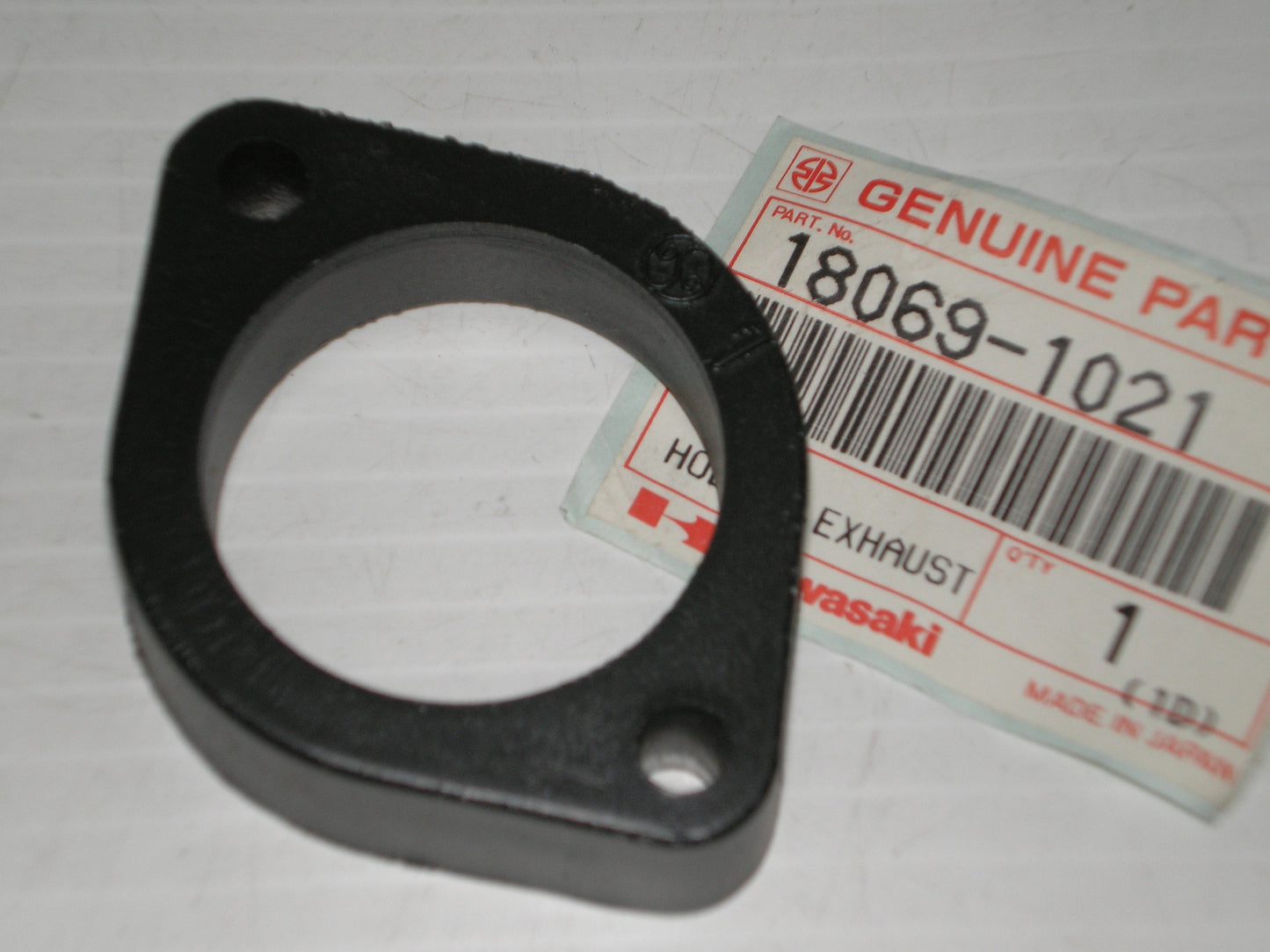 KAWASAKI KZ550 KZ750 ZX550 1982-1986 Exhaust Pipe Holder 18069-1021