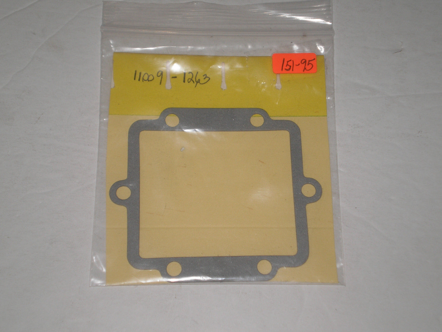 KAWASAKI KDX200 KX125 KX500 1982-90 Reed Cage / Valve Gasket 11009-1263 11009-1941