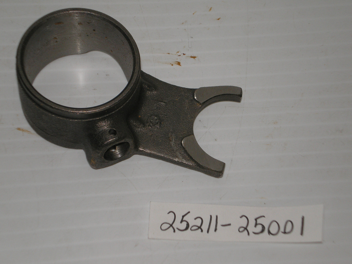 SUZUKI TS90 TS100 TS185 Transmission Gear Shift Fork #1 25211-25001