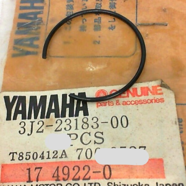 YAMAHA XJ550 XJ650 XS850 XV750 XT250 XV750 XV920 Circlip 3J2-23183-00