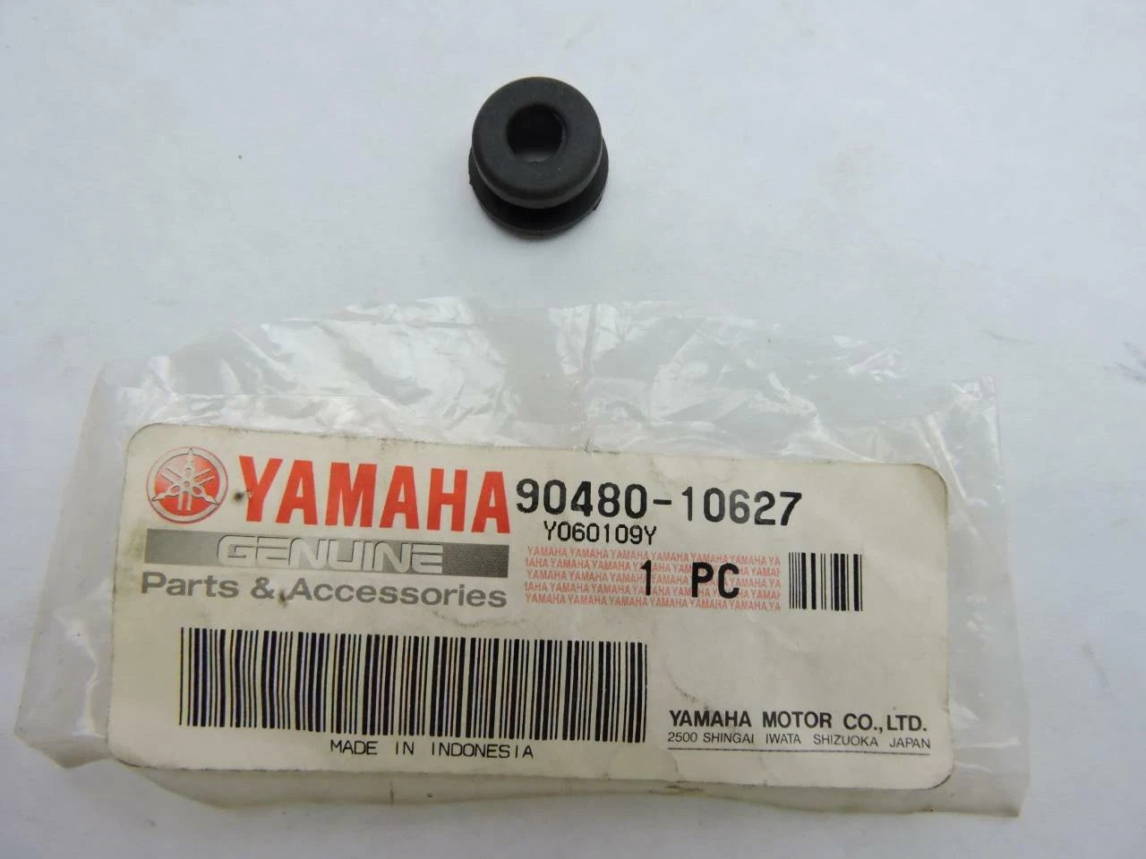 YAMAHA  XVS650 XVS950 XVS1100 GROMMET  90480-10627
