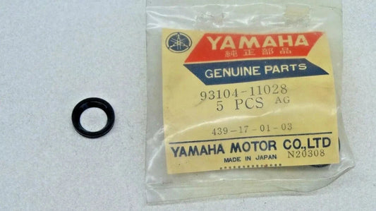 YAMAHA AT1 ATMX C T1 DT1 G TMX HS1 RD MX80 YZ80 CLUTCH PUSH LRVER 0IL SEAL 93104-11028 / 9310410085