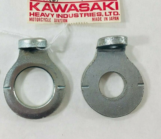 KAWASAKI W1 W2 L/H & R/H Rear Wheel Chain Adjusters Set/2 33040-025 / 33040-026