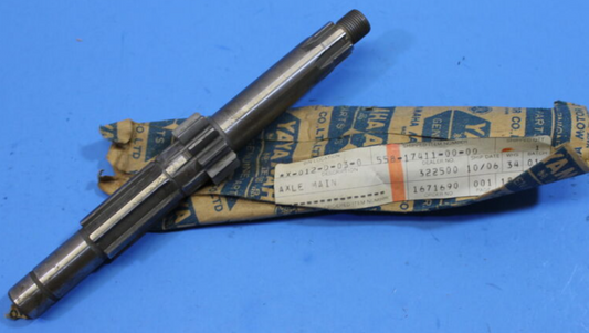 YAMAHA DT100 MX100 RT100 Factory Main Axle 558-17411-00