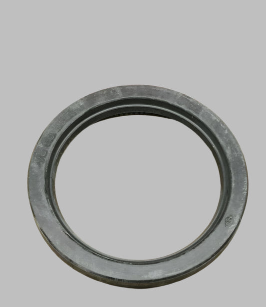 KAWASAKI F111 RER  WHEEL HUB OIL SEAL  657G50650