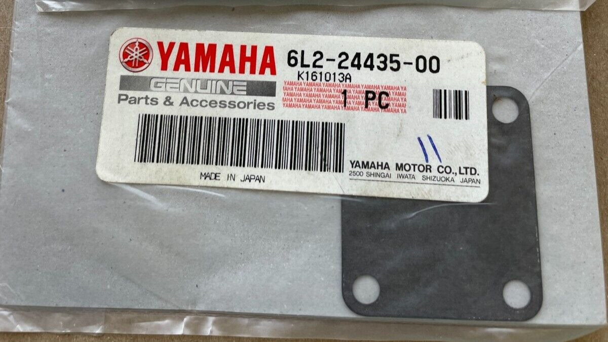 YAMAHA  20ES 20M 25M OUTBOARD MOTOR CARBURETOR BODY 2 GASKET 6L2-24435-00