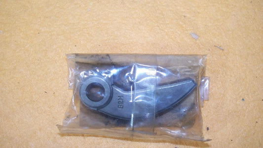 YAMAHA  SNOWMOBILE  ET400  ET410 CLUTCH WEIGHT   82M-W176A-00