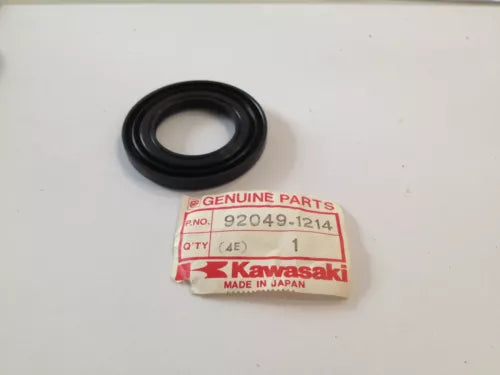 KAWASAKI KL250 KL600 KL650 ZG1000 ZG1200 ZR550 ZR750 ZR1100 ZX600 ZX750 ZX900ZX1000 Factory Steering Stem Oil Seal 92049-1214
