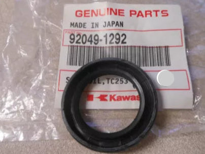 KAWASAKI KX80 KX100 Factory Crankcase Cover Oil Seal 92049-1292