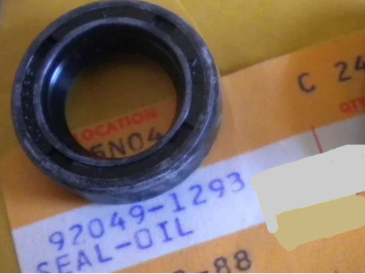 KAWASAKI KLF220 Factory Clutch Cover Oil Seal   92049-1293