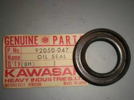 KAWASAKI KZ1000 Factory Front Fork Tube Oil Seal 92050-047