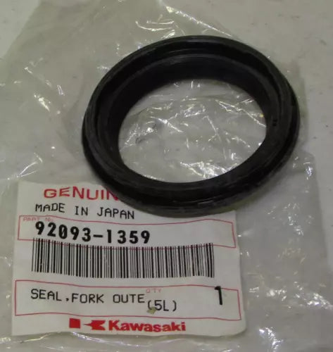 KAWASAKI EN500 Factory Front Fork Outer Seal / Dust Seal 92093-1359