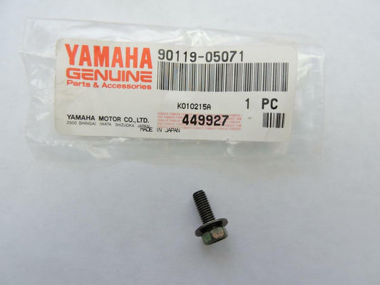 YAMAHA  SPECIAL BOLT WITH WASHER  90119-05071