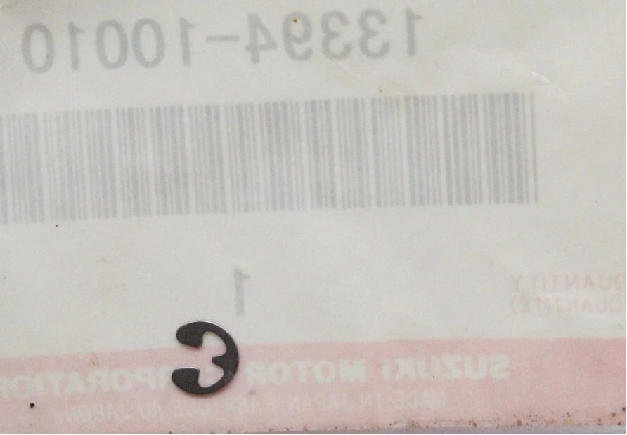 SUZUKI CARBUTER NEEDLE CLIP 13394-10010