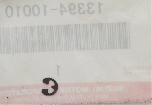 SUZUKI CARBUTER NEEDLE CLIP 13394-10010