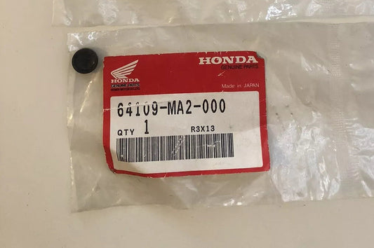 HONDA CBX1000 PC800 GL SCREEN SCREW CAP 64109-MA2-000