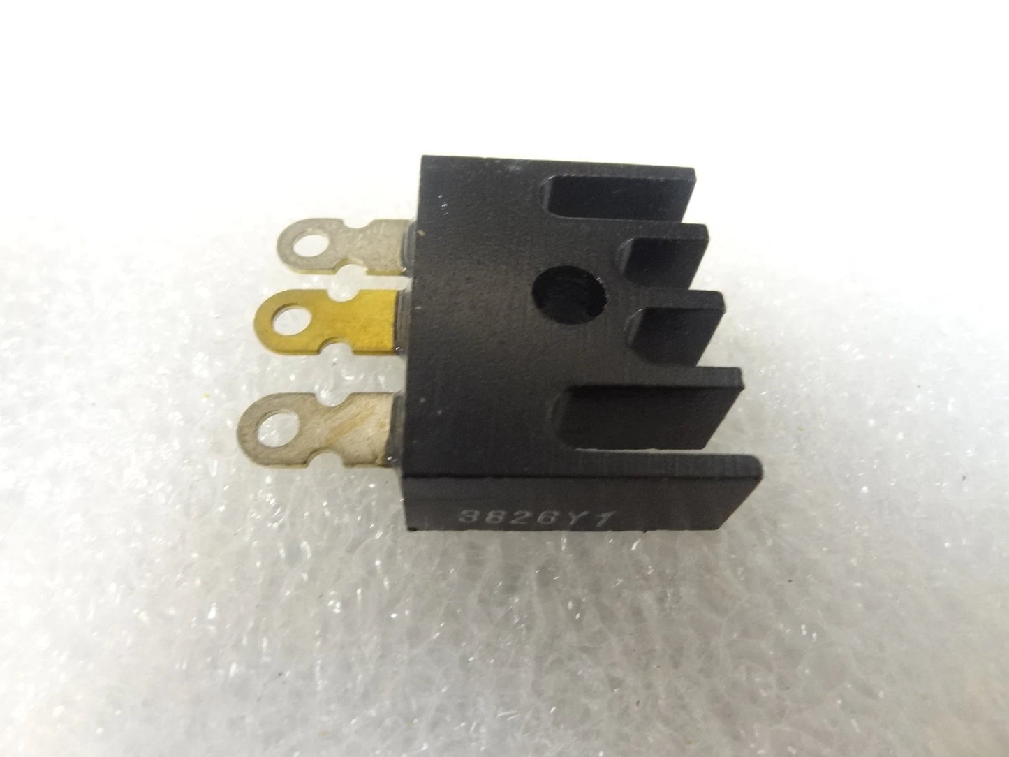 KAWASAKI  KG700  G1000.  KG1500  KG2600 GENERATER RECTIFIRE / DIODE 49018-2001 / 49018-2002