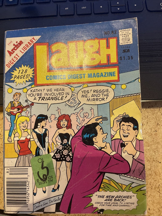 LAUGH  COMICS DIGEST MAGAZINE 128 PAGES  # 82