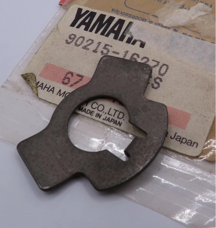 YAMAHA  LOCK  WASHER   90215-16270