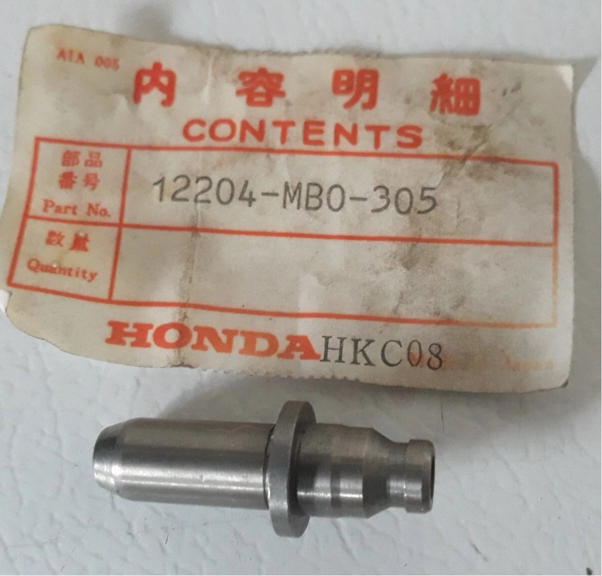 HONDA  VALVE GUIDE  12204-MB0-305