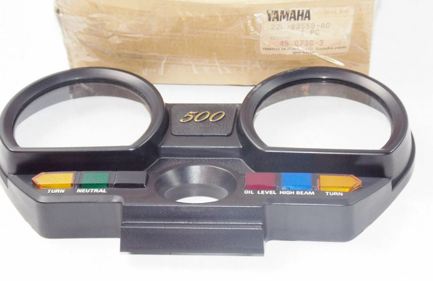 YAMAHA  XV500 VIRAGO  METER / INSTRUMENT COVER  t  22U-83559-A0