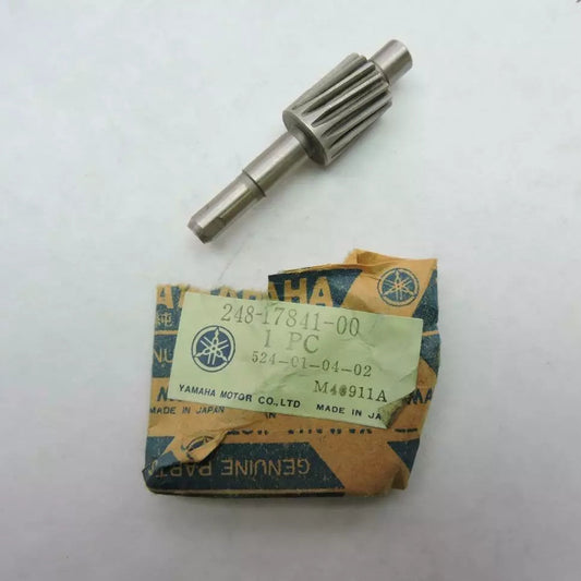 YAMAHA AT1 A T2  CS3 CT3 TACHOMETER DRIVE GEAR   248-17841-00