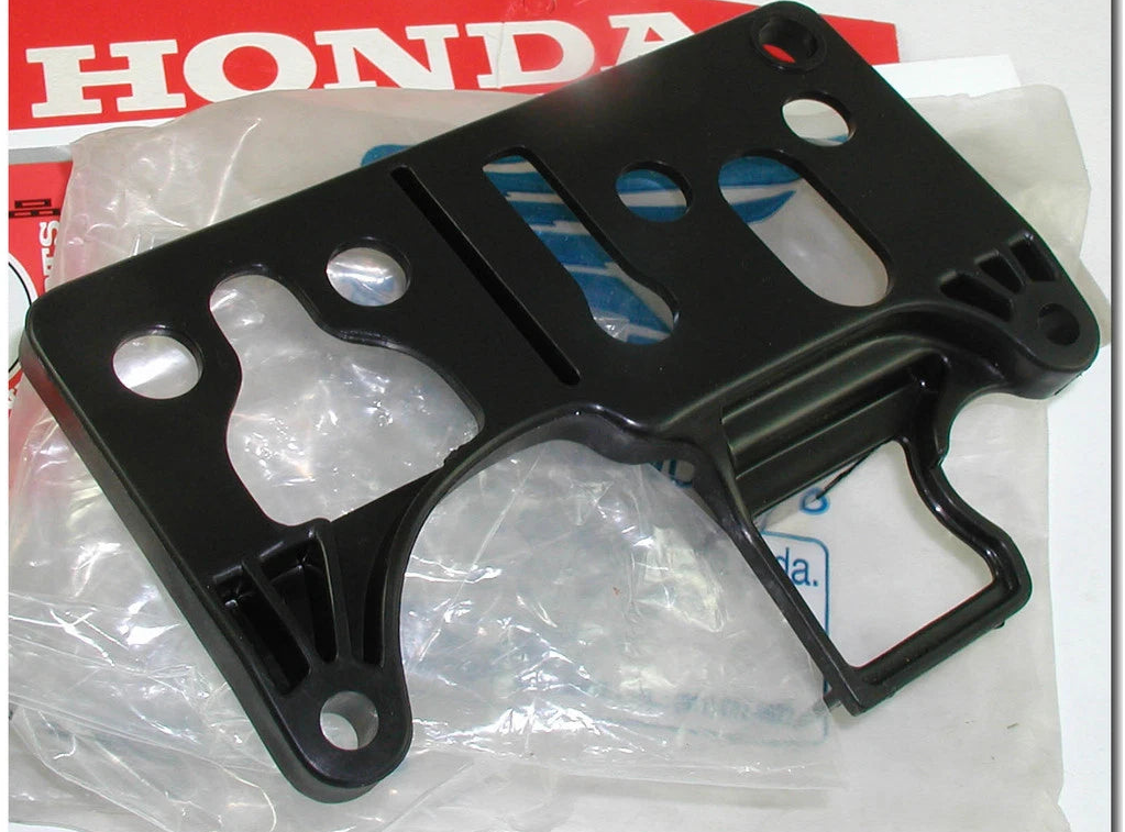 HONDA  XLX350  XLX350R  METER MOUNTING  BRACKET  37212-KV2-900