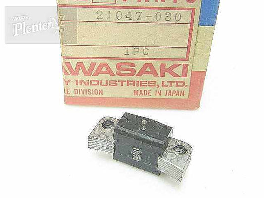 KAWASAKI   KH400  S3 MACH II IGNITION PULSING  COIL  21047-030