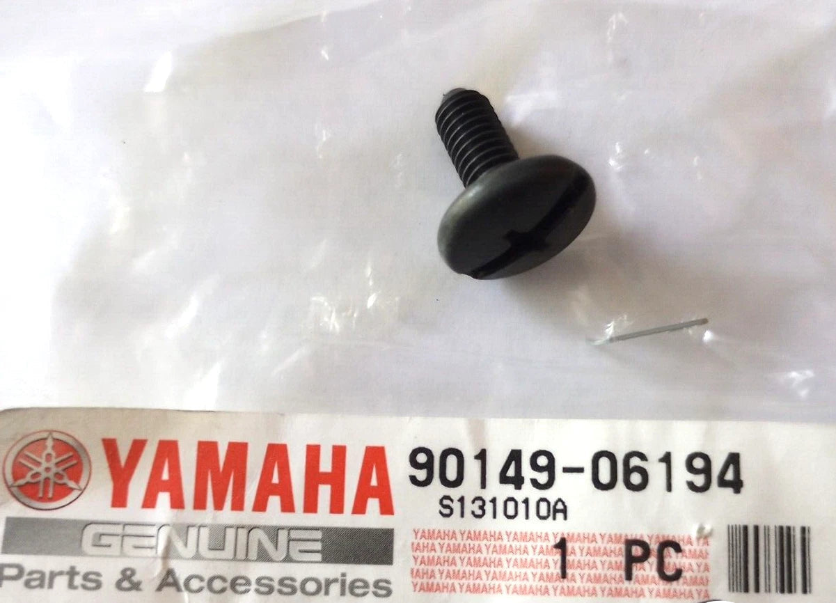 YAMAHA PLASTIC   SCREW  90149-06194