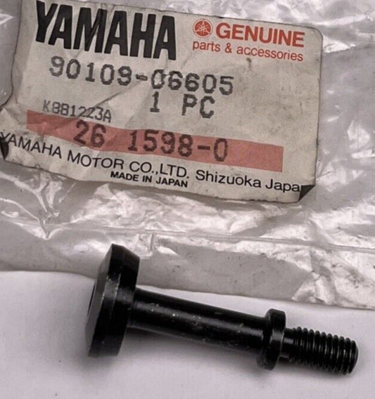 YAMAHA SRX250 TT350 TTR250 XJ550 XJ650 XJ700 XJ750 XT250 XT350 Head Cover Bolt 90109-06605