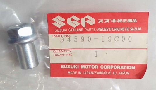 SUZUKI GSX600 GSX750 FRONT COWLING FITTING NUT 94590-19C00