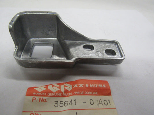 SUZUKI GV700 Madura Right Rear Turn Signal Mount 35641-07A01