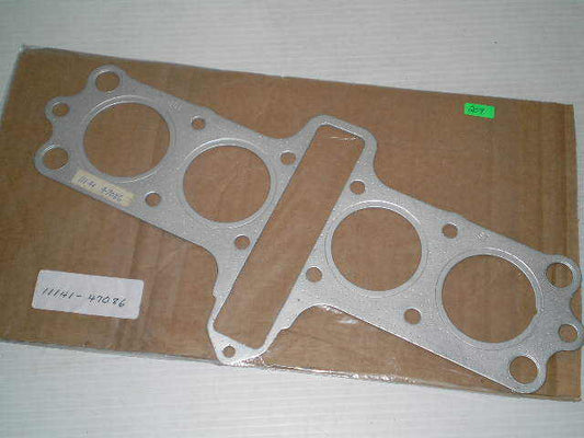 SUZUKI GS550  Cylinder Head Gasket  11141-47085 / 11141-47086