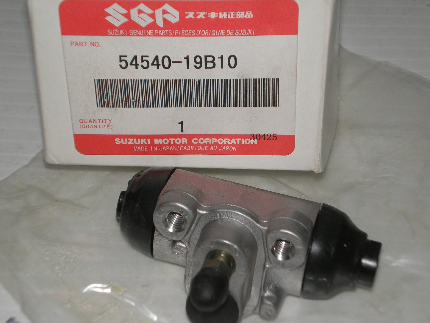 SUZUKI LT-4  LT-F4  LT-F250  LT-F300  Rear Wheel Brake Cylinder Assy  54540-19B10