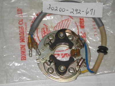 HONDA CB450 CL450 Points Plate with Points Assembly 30200-292-671