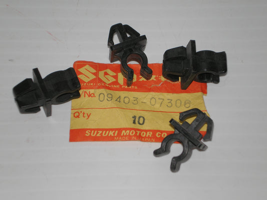 SUZUKI DR370 FZ50 GT185 GT380 GT550 TS185 Clip / Clamp 09403-07306