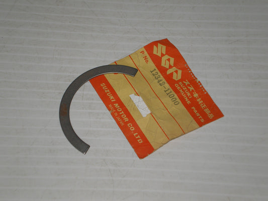 SUZUKI T20 TC250 Center Crankshaft Oil Seal Circlip Retainer 12342-11000 / 12342-11001