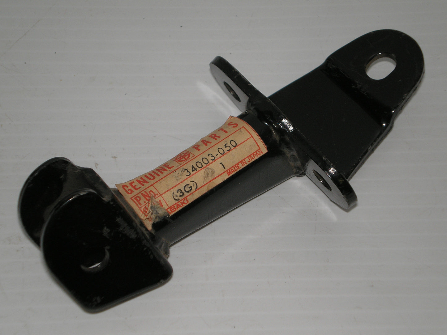 KAWASAKI G5 KE100 R/H Footrest Bar Holder 34003-050