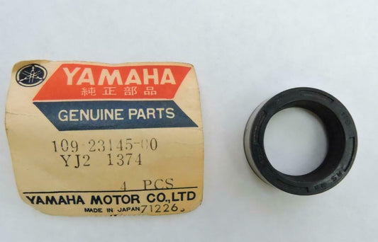 YAMAHA GT GTMX DT J7S JT1 JT2 RD YG5 LB  Fork Oil Seal 109-23145-01 / 109-23145-00