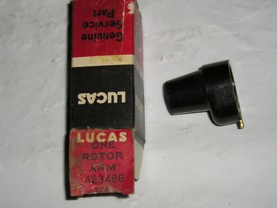 Lucas Triumph Twin 18D2  Distributor Rotor Part #  423486