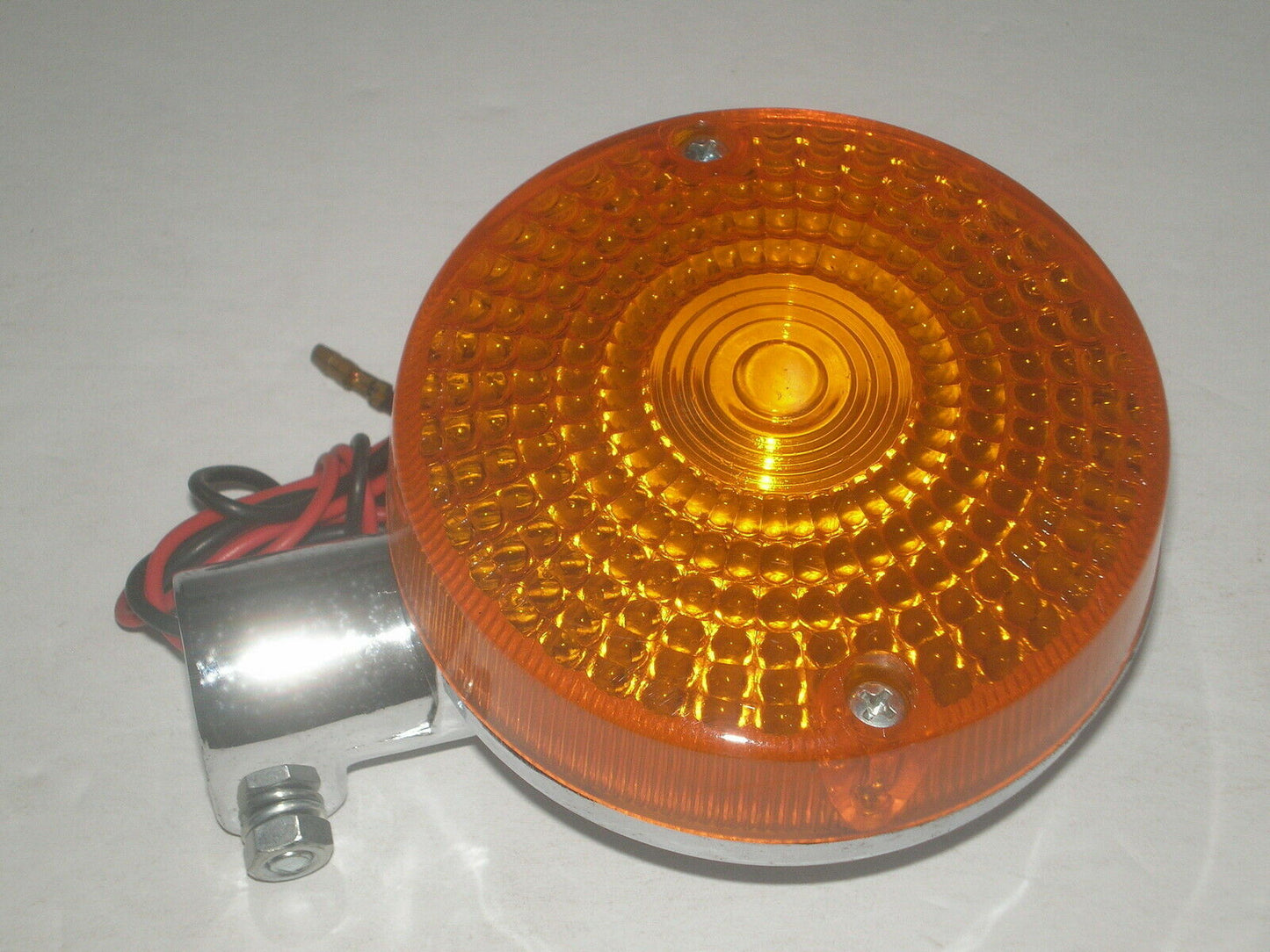 HONDA CB350 CB400 CB500 CB550 CB650 CB750 CB900 CX500 GL1000 Front L/H or R/H Turn Signal 33450-377-671 / 33400-377-671