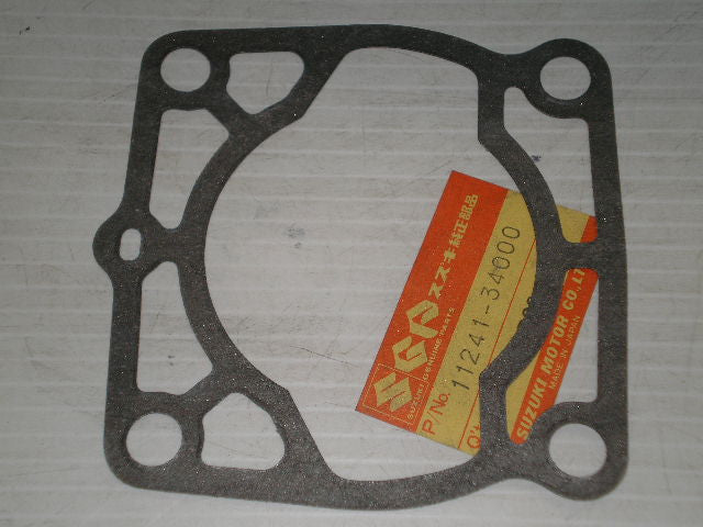 SUZUKI GT550  Cylinder Base Gasket  11241-34000  / 11241-34001