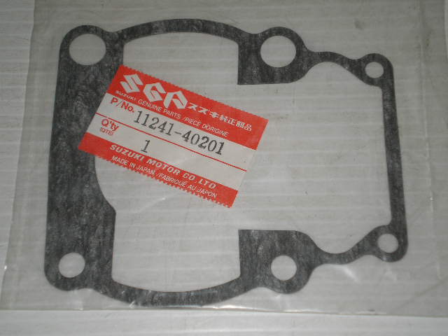SUZUKI RM100 RM125  Cylinder Base Gasket 11241-40201 / 11241-40201-H17